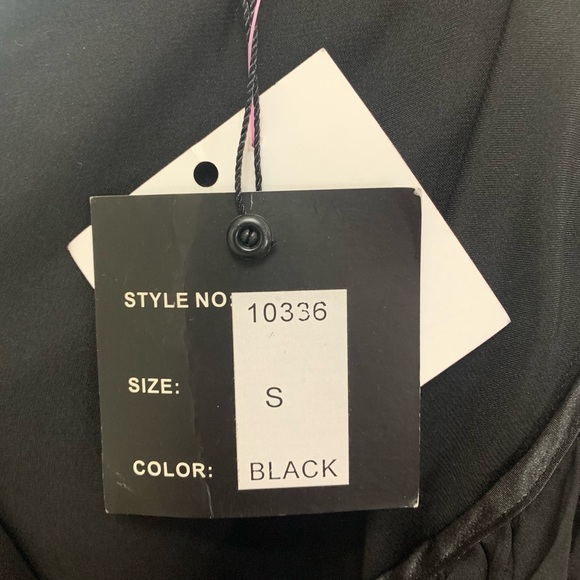 Black dress - Picture 4 of 6